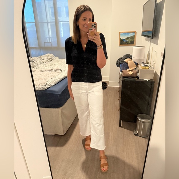 Meet your Posher, Sierra - Picture 5 of 5